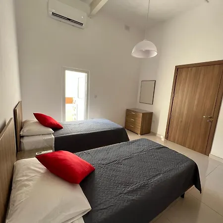 Apartment Full For 5 People