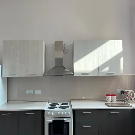 Διαμέρισμα Full For 5 People Σλιέμα